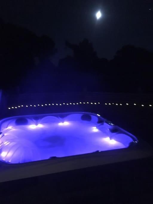 Moors Wood Relaxing ,Tranquil Retreat With Hot Tub Βίλα Τσίπενχαμ Εξωτερικό φωτογραφία