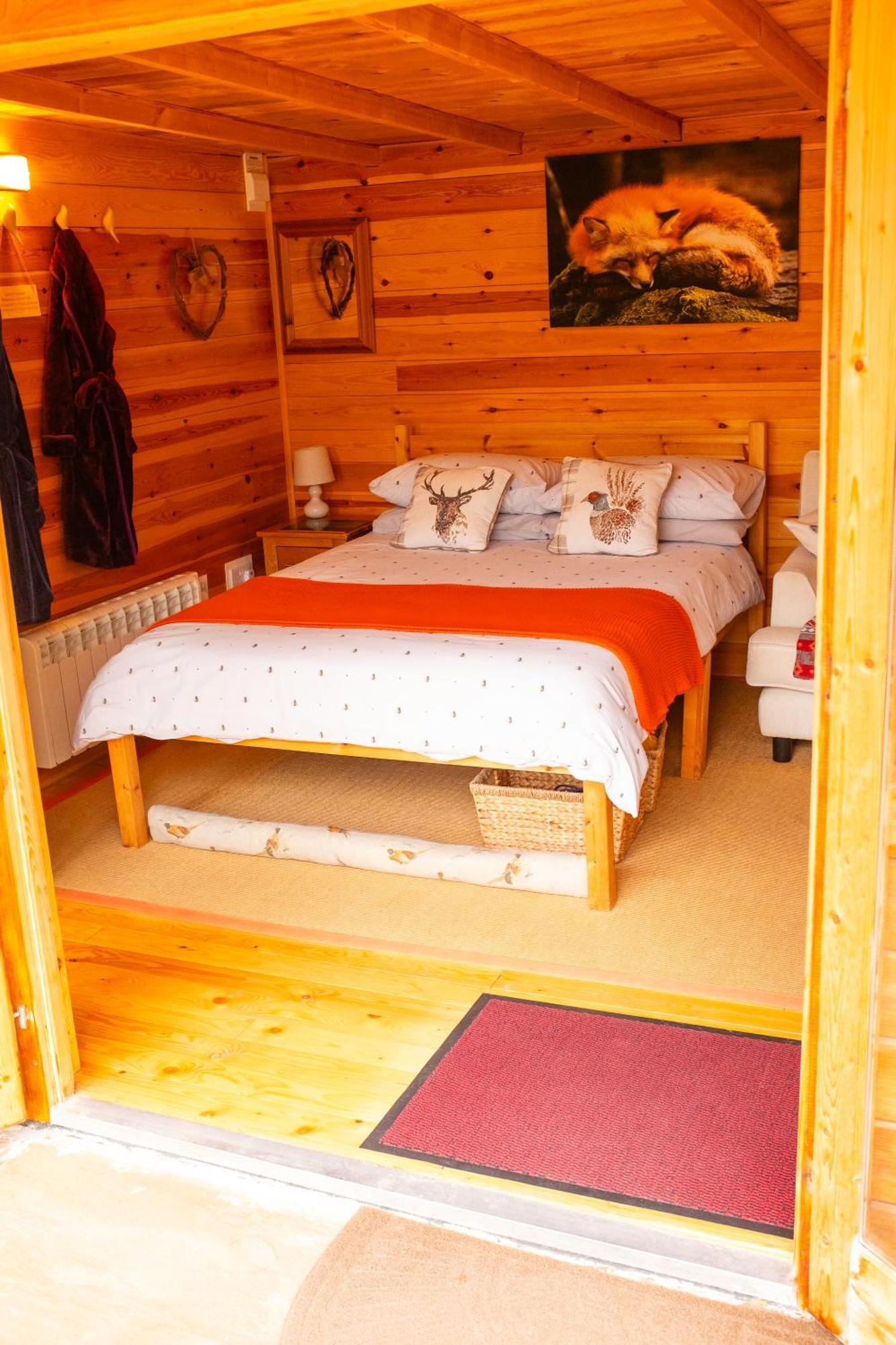 Moors Wood Relaxing ,Tranquil Retreat With Hot Tub Βίλα Τσίπενχαμ Εξωτερικό φωτογραφία